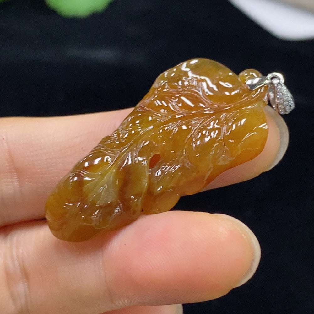 Jadeite Leaf Pendant 18k Total Weight Approx. 5.78g Color Origin Undetermined