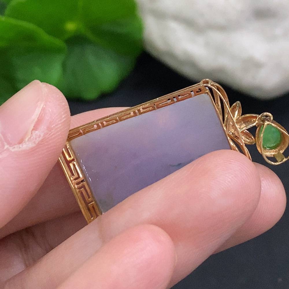 Jadeite plain pendant necklace in 18K gold with diamond accents, handcrafted jewelry by HUILIU HQ featuring a smooth jade stone.