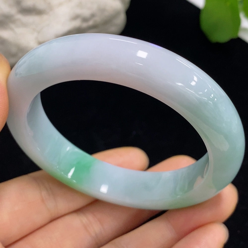 Jadeite Round Bangle