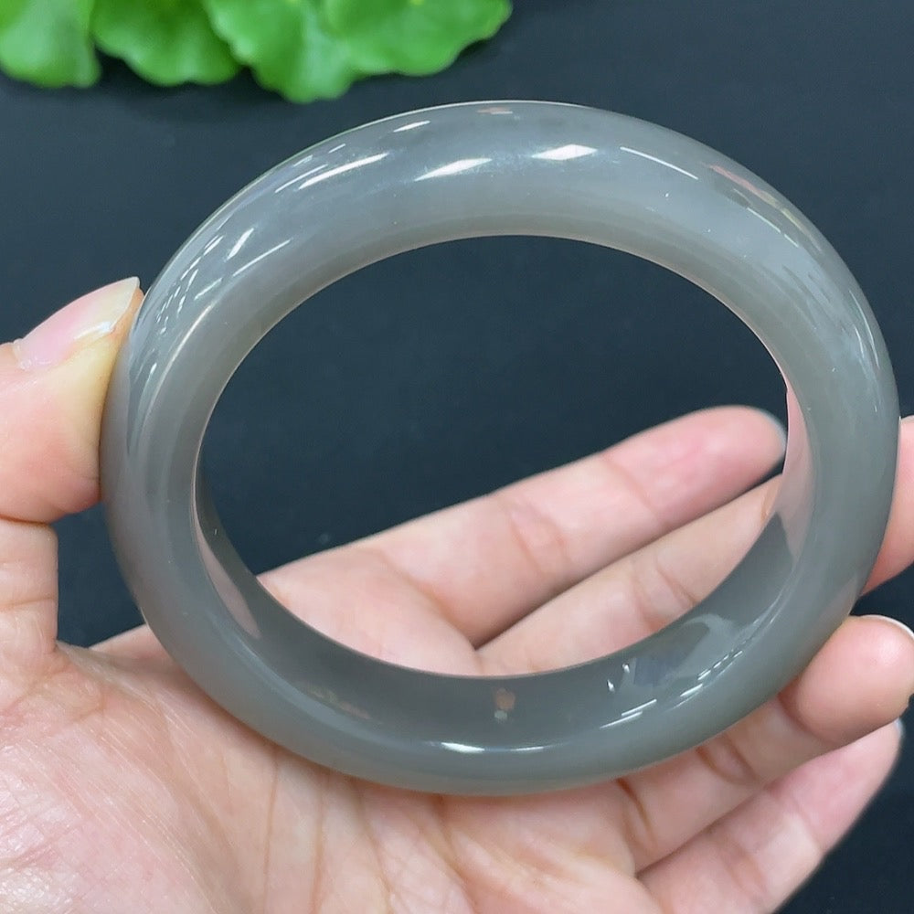 Hetian Jade Round Bracelet Size 57.6 Total Weight Approx. 69.6g