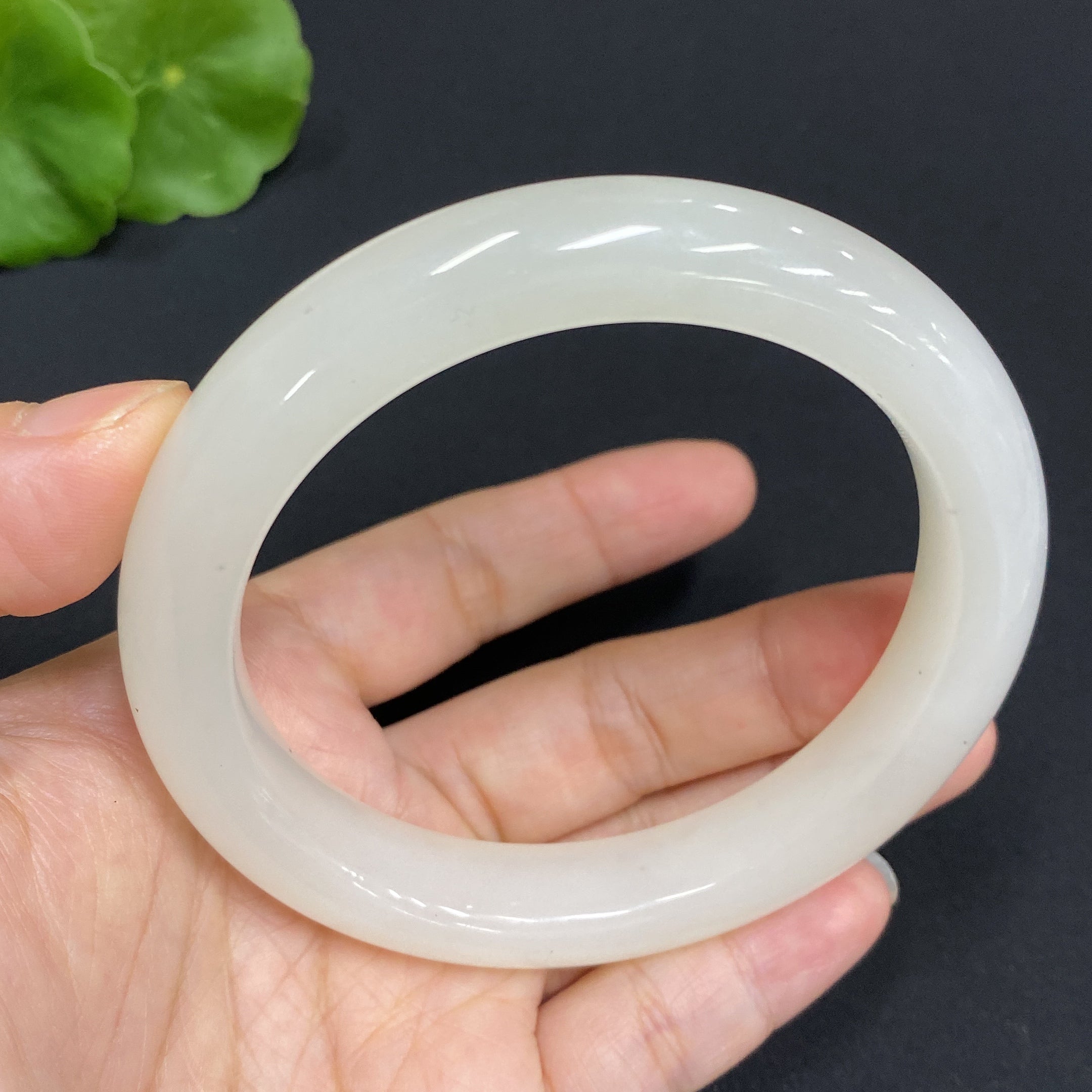 Hetian Jade Round Bracelet Size 60.9 Total Weight Approx. 63.7g