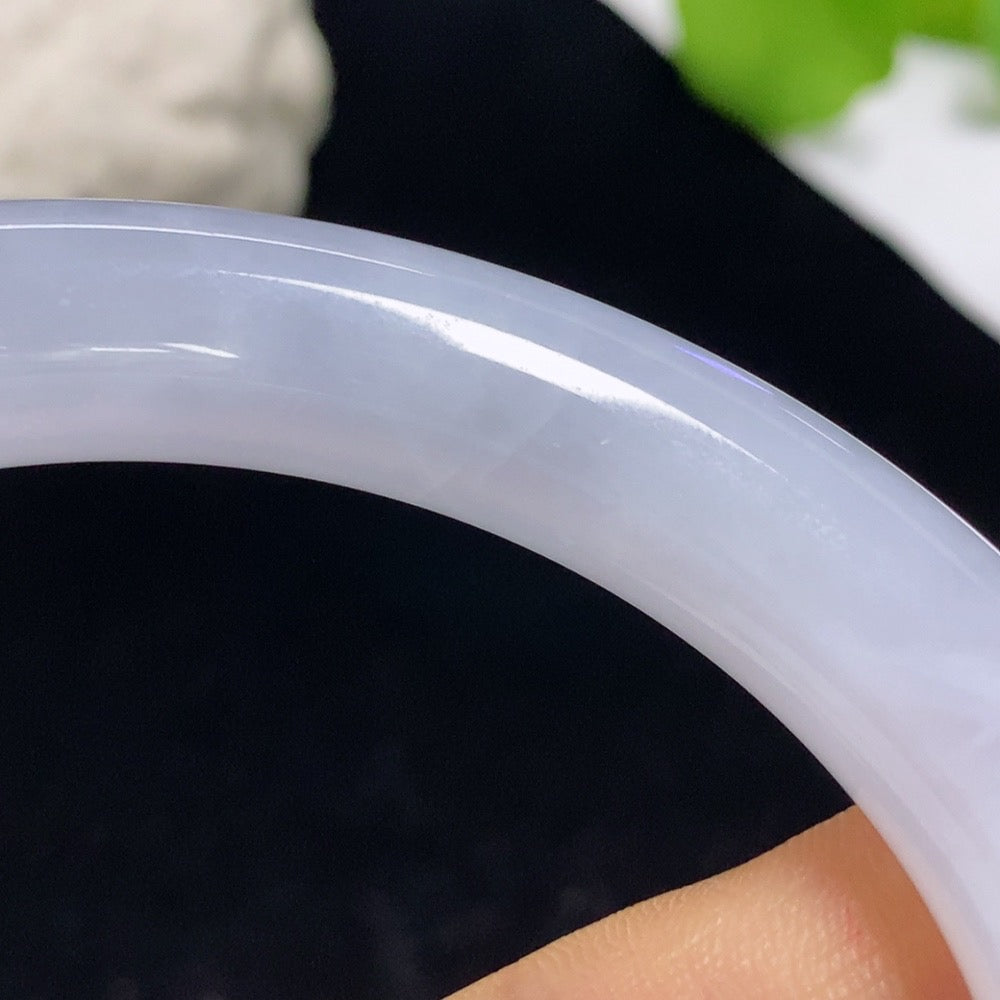 Jadeite Round Bangle