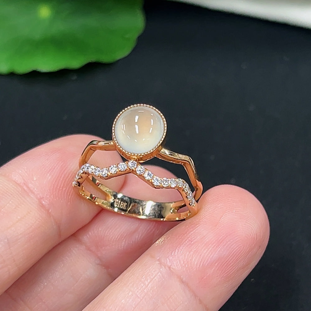 Jadeite Cabochon Ring, 18k Gold Setting, Non-Diamond, Size 16, Total Weight Approx. 3.86g