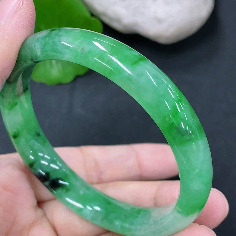 Jadeite Round Bangle Contains Other Mineral Components Repaired