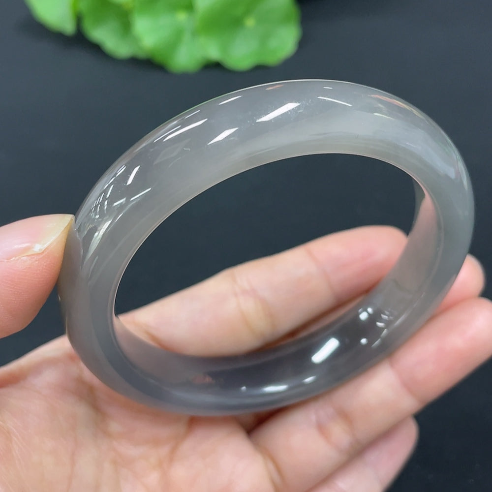 Hetian Jade Round Bracelet Size 56.3 Total Weight Approx. 51.5g