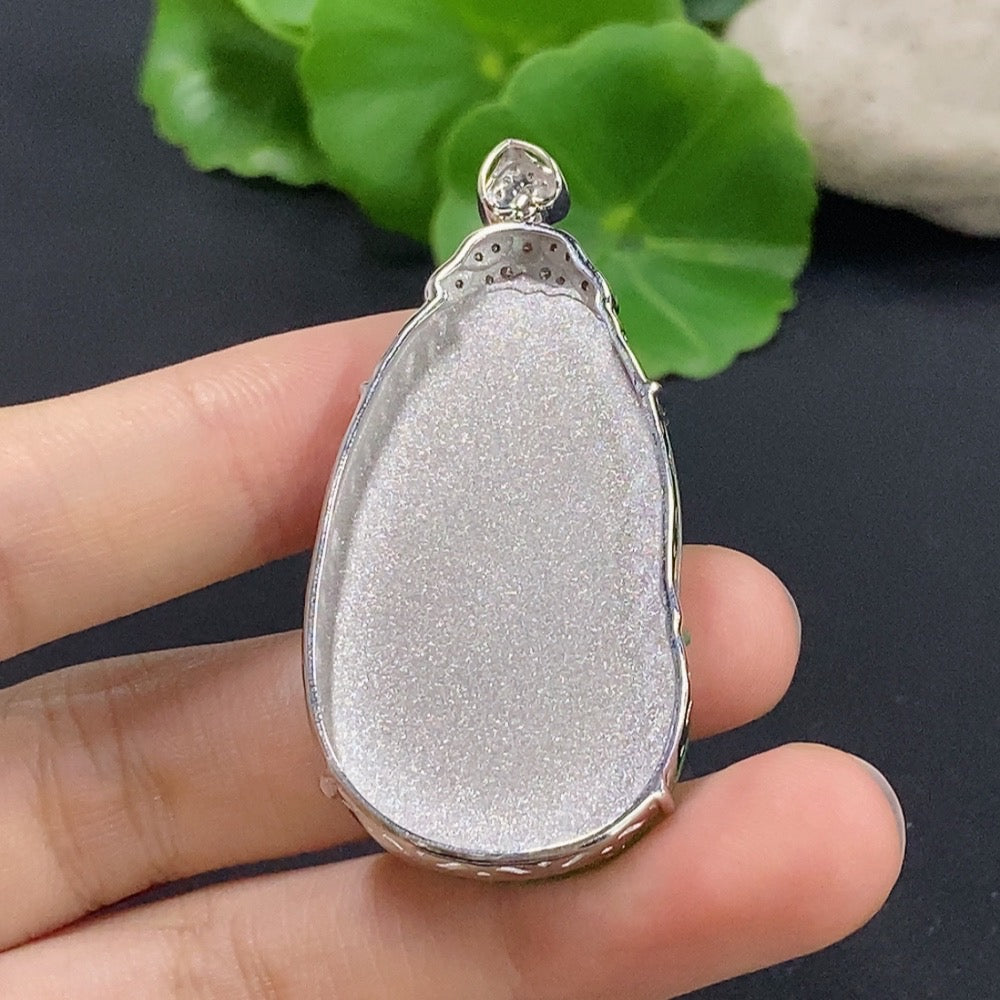 Jadeite Ruyi Inlaid Pendant 18k with Diamond Accent