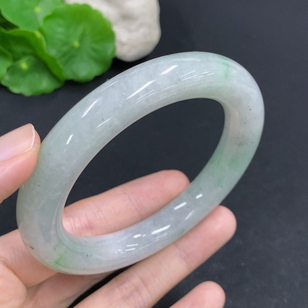 Jadeite Round Bangle