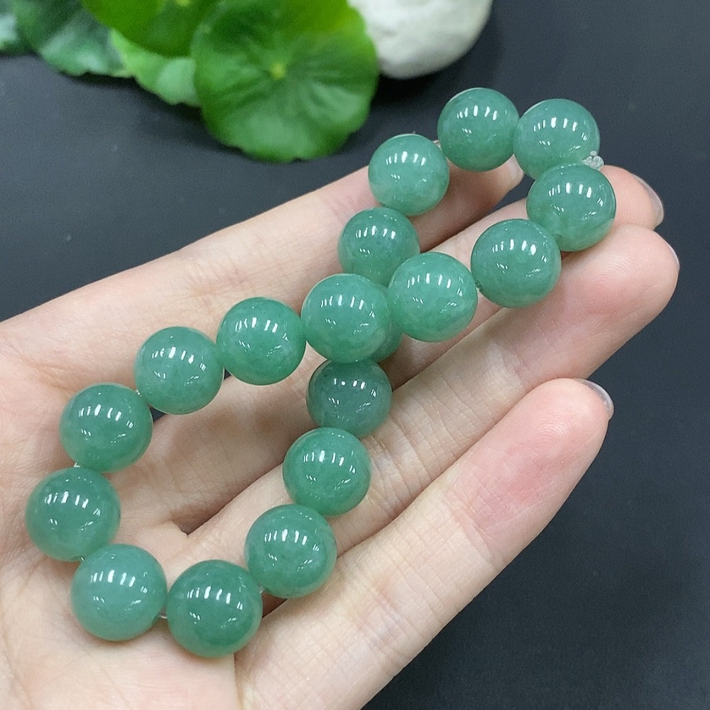 Jadeite Bead Necklace Approx. 10.8mm