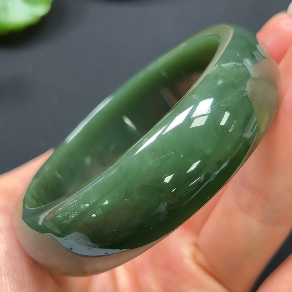 Hetian Jade Round Bangle