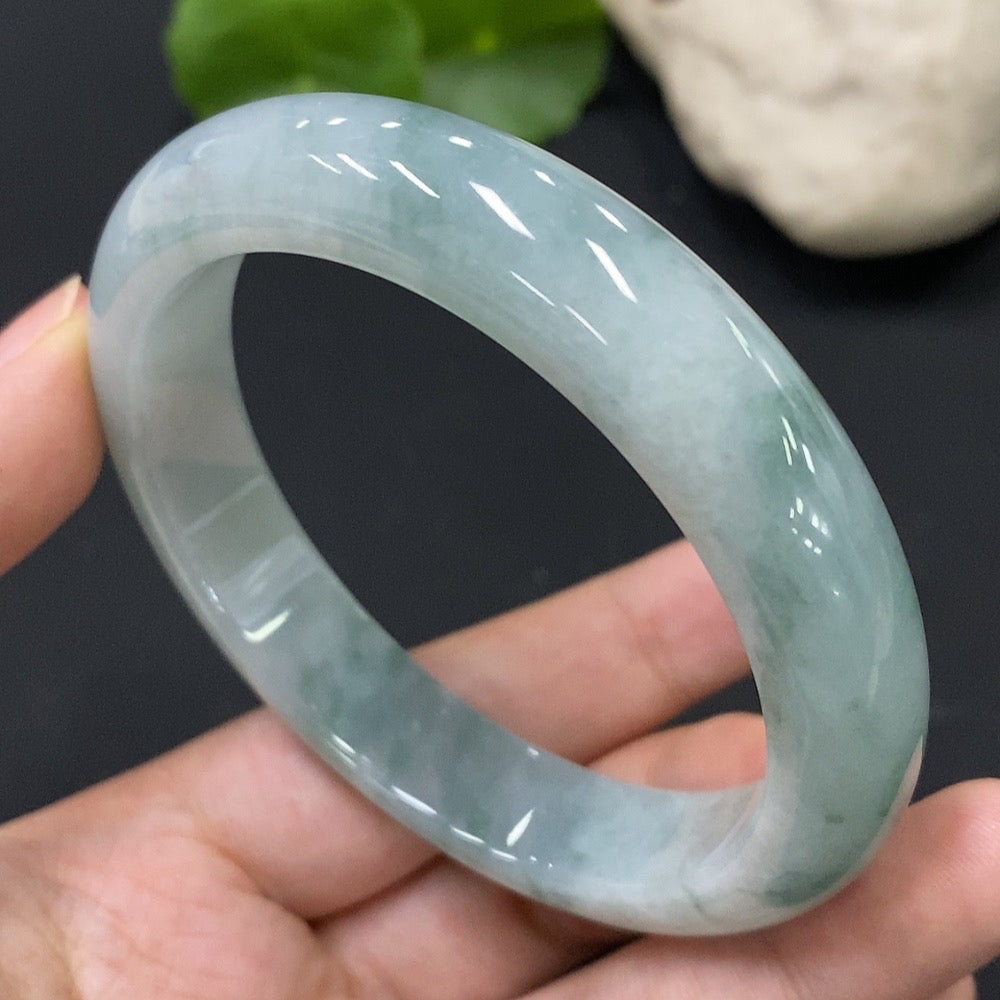 Jadeite Round Bangle Total Weight Approx. 61g Size 58.9