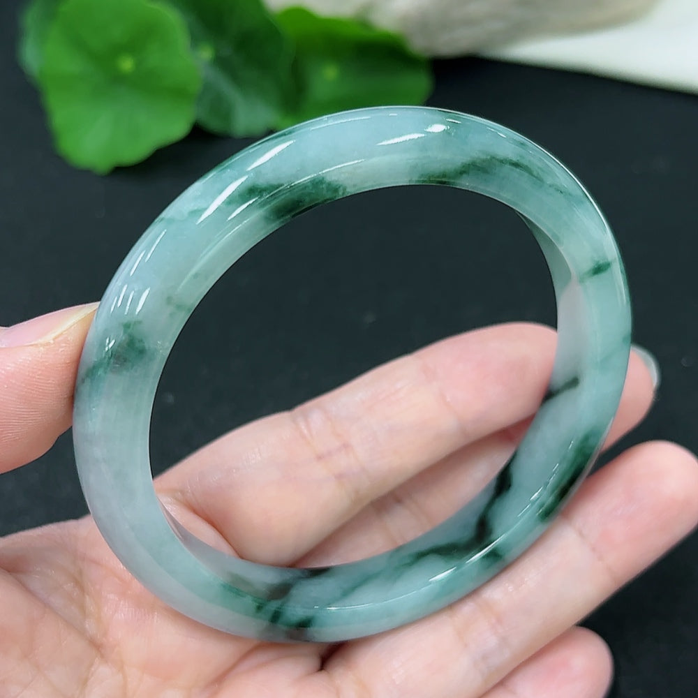 HKHQ jadeite round bangle, size 59.5, weighing 47.4g, showcasing smooth, polished jadeite bracelet with a rounded design.