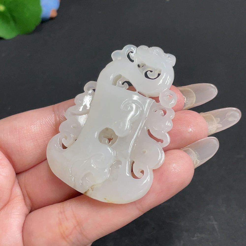 Hetian Jade Pendant, Antique-style Piece, Undetermined Skin Color Origin, Total Weight Approximately 30.4g