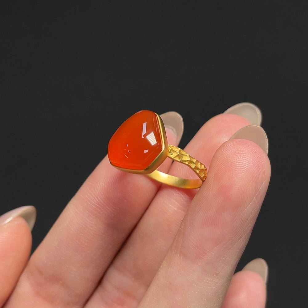 South Red Agate gemstone ring with organic matter details, 18K gold setting, size 13, lightweight jewelry by HKHQ.