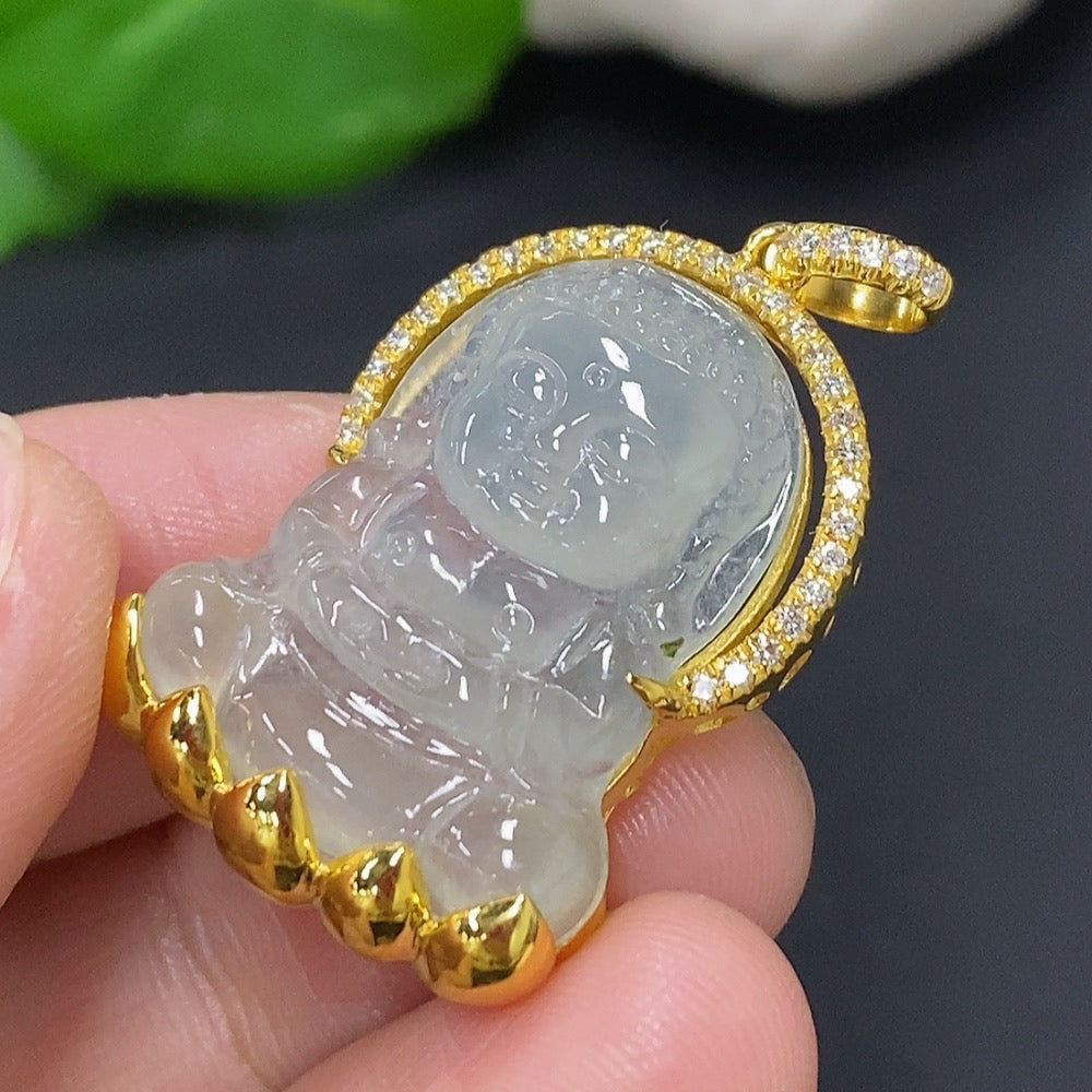 Jadeite Pendant with 18K Gold Setting, Total Weight Approx. 7.6g (Non-Diamond)