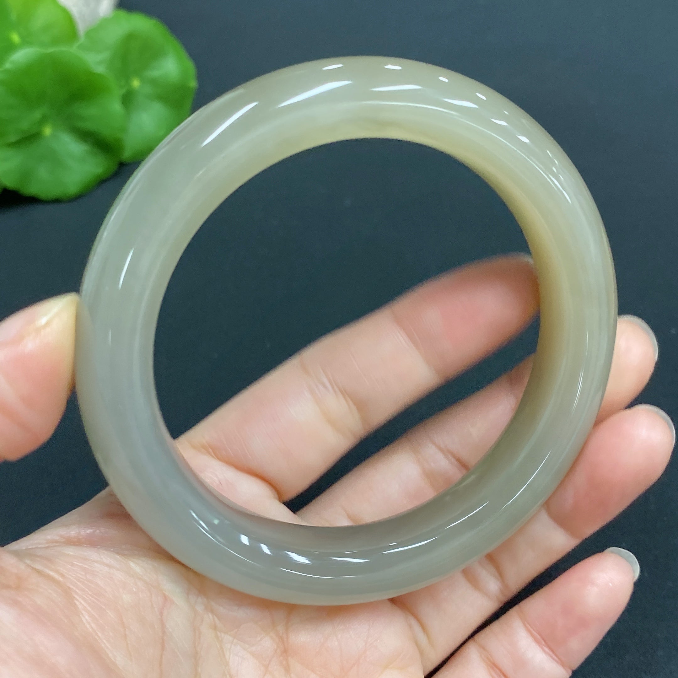 Hetian Jade Round Bracelet, Size 58.8, Total Weight Approx. 69g