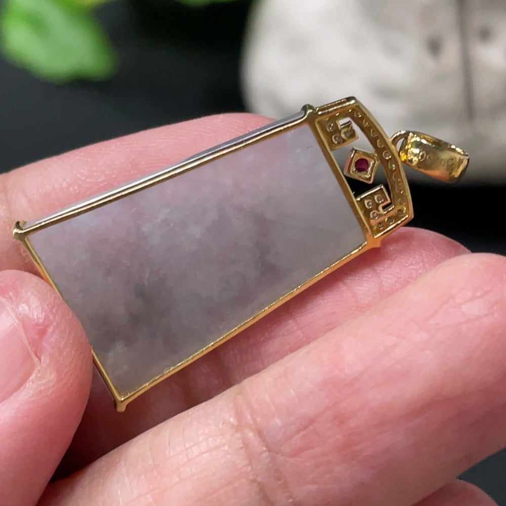 HUILIU HQ jadeite plain pendant with metal setting, non-diamond jewelry, showcasing smooth, polished green jadeite in a simple design.