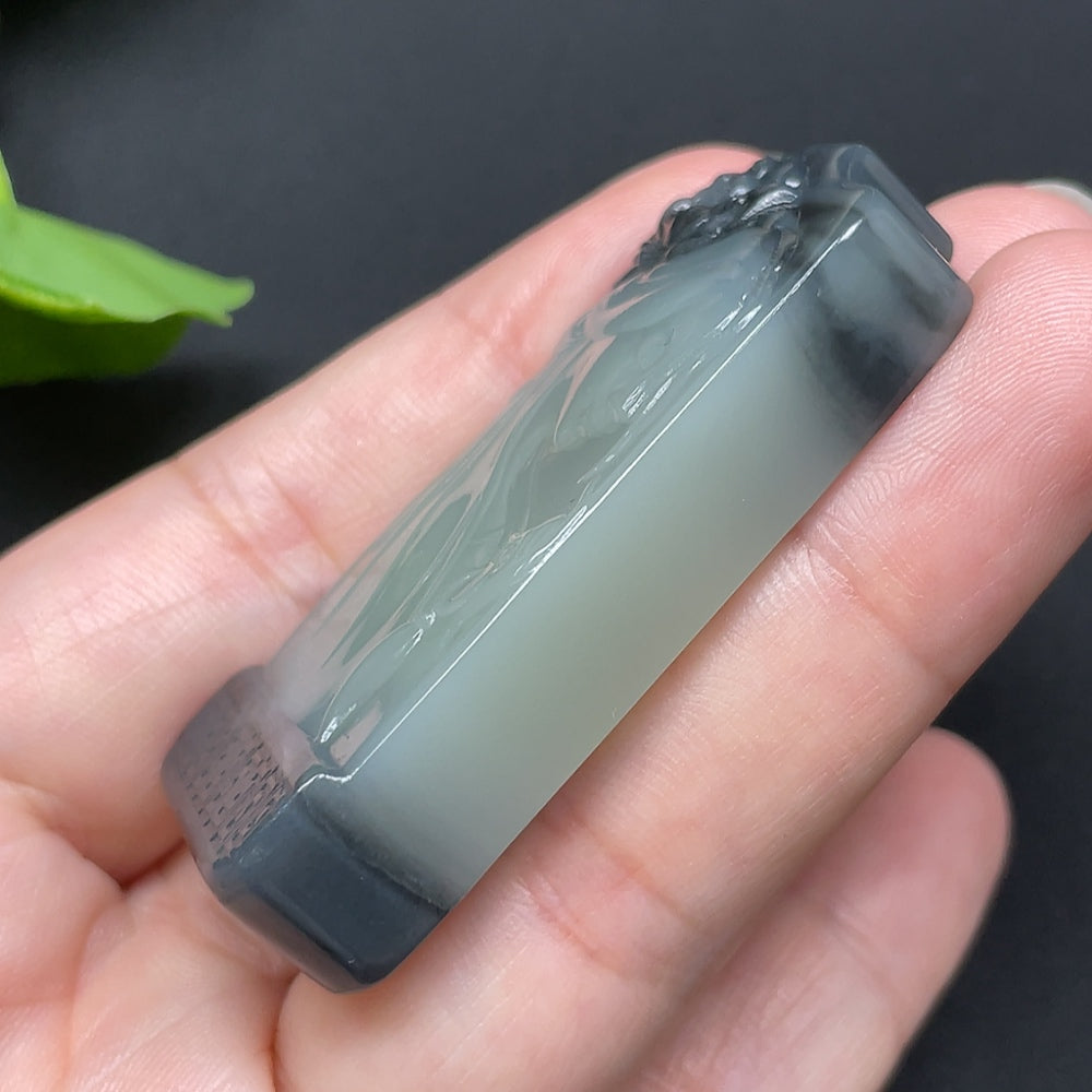 Hetian Jade Beauty Pendant Total Weight About 38.51g