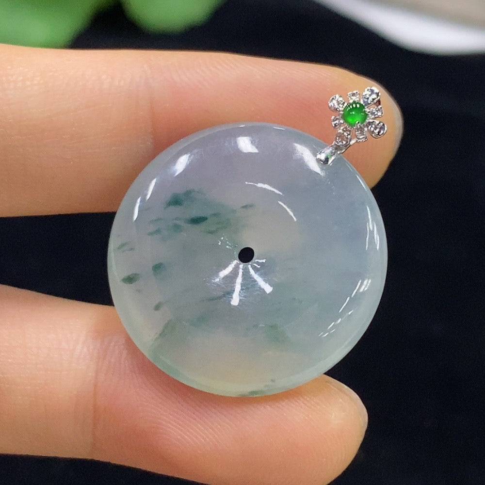 Jadeite Safety Pendant with 18K Gold, Total Weight Approx. 6.6g