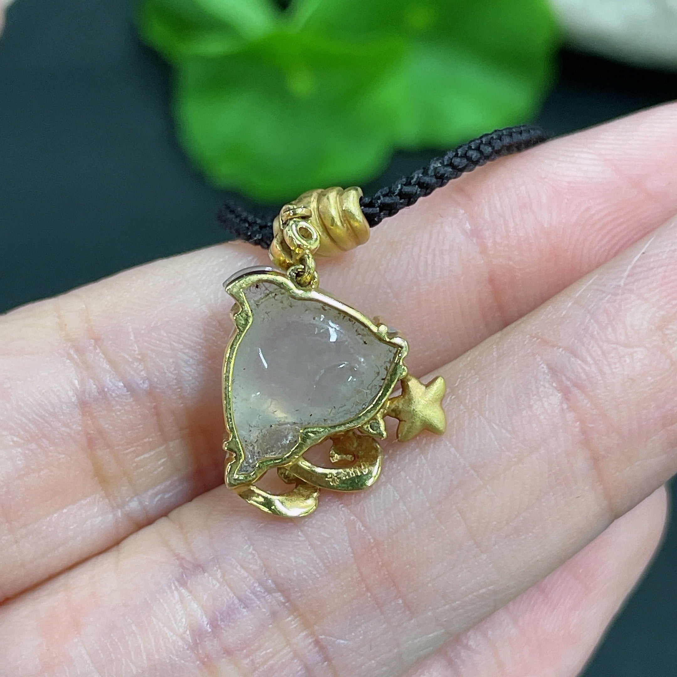 Jadeite Inlaid Pendant No Hallmark 18K Gold Content Diamond Accent Total Weight Approx. 5.28g (Including Cord)