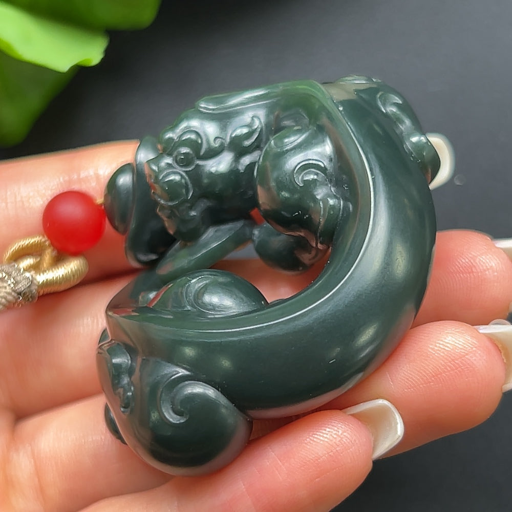 Hetian Jade Pi Xiu Pendant, Including Rope