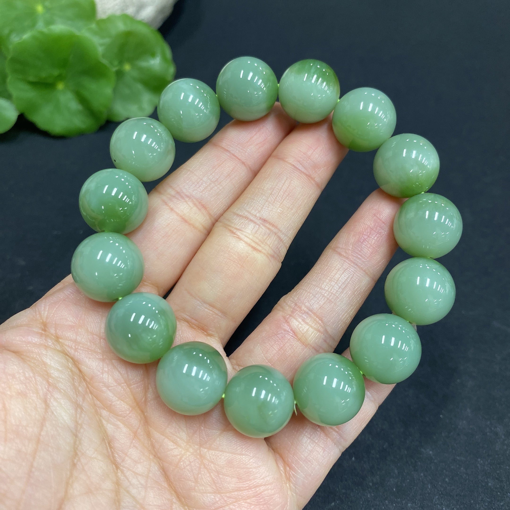 Hetian Jade Bracelet . 13.5mm . | Huiliu Certified