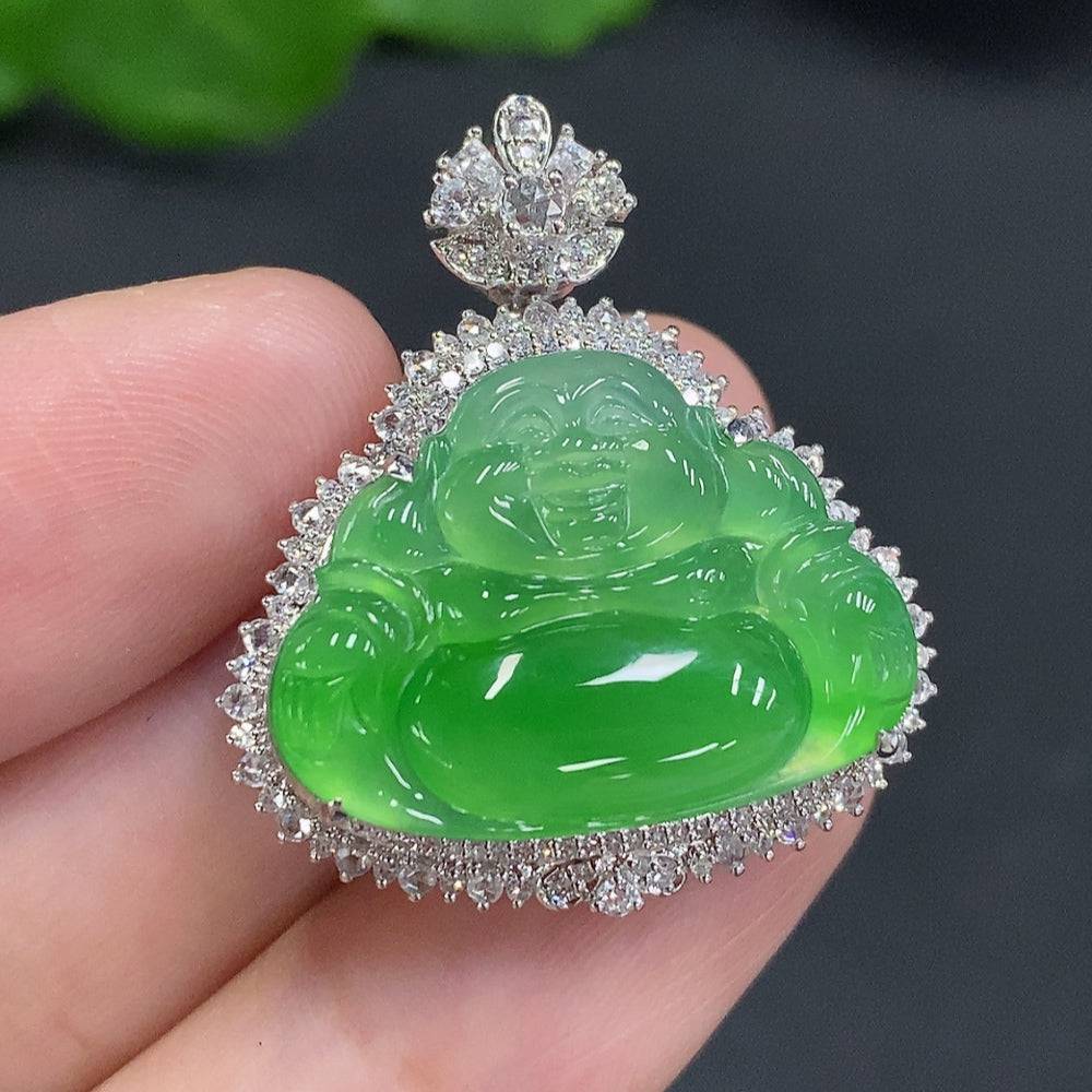 Jadeite Buddha pendant with diamond accents in 18K gold setting, crafted by HUILIU HQ, weighing approximately 7.2g.