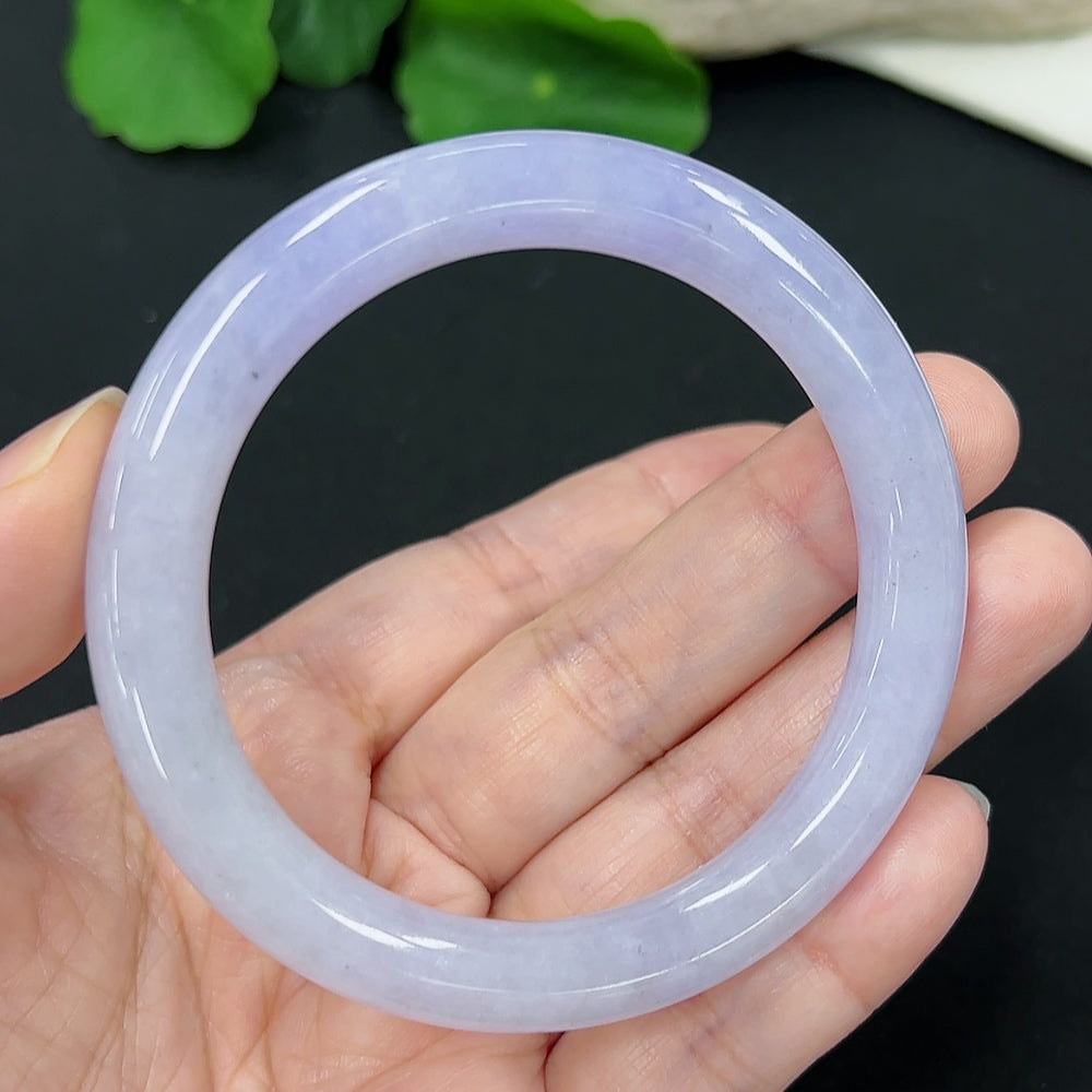 Jadeite Round Bangle