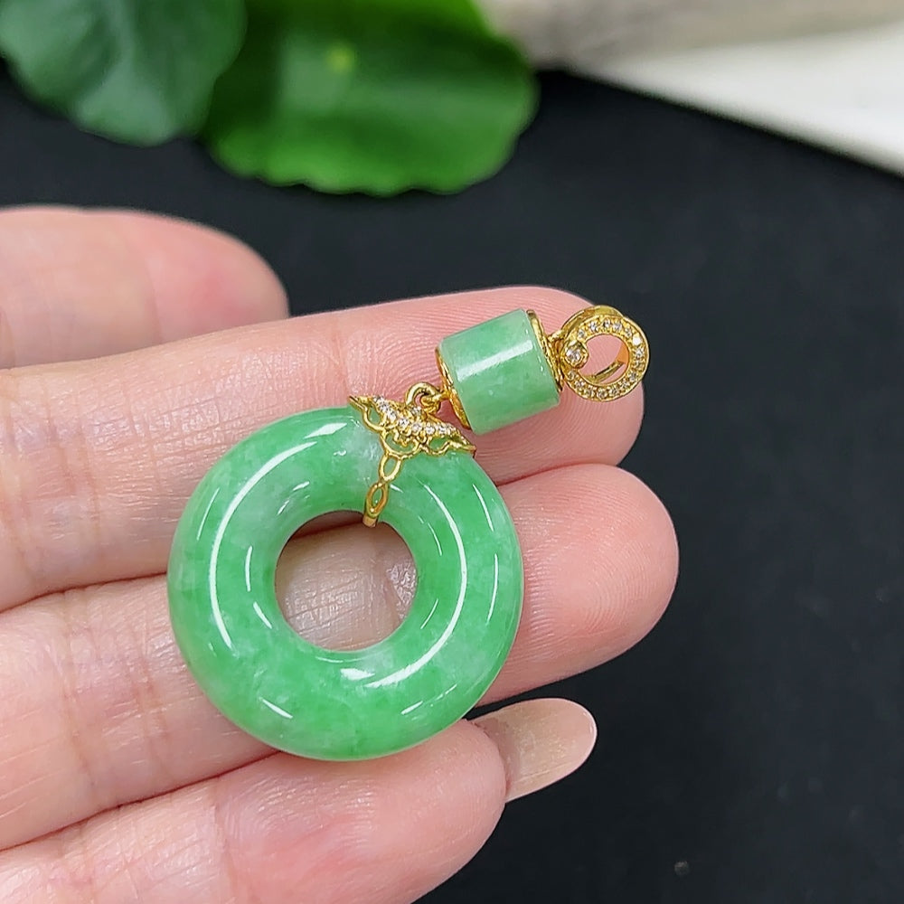 Jadeite Donut Pendant 18K Gold (with Diamond Accents)