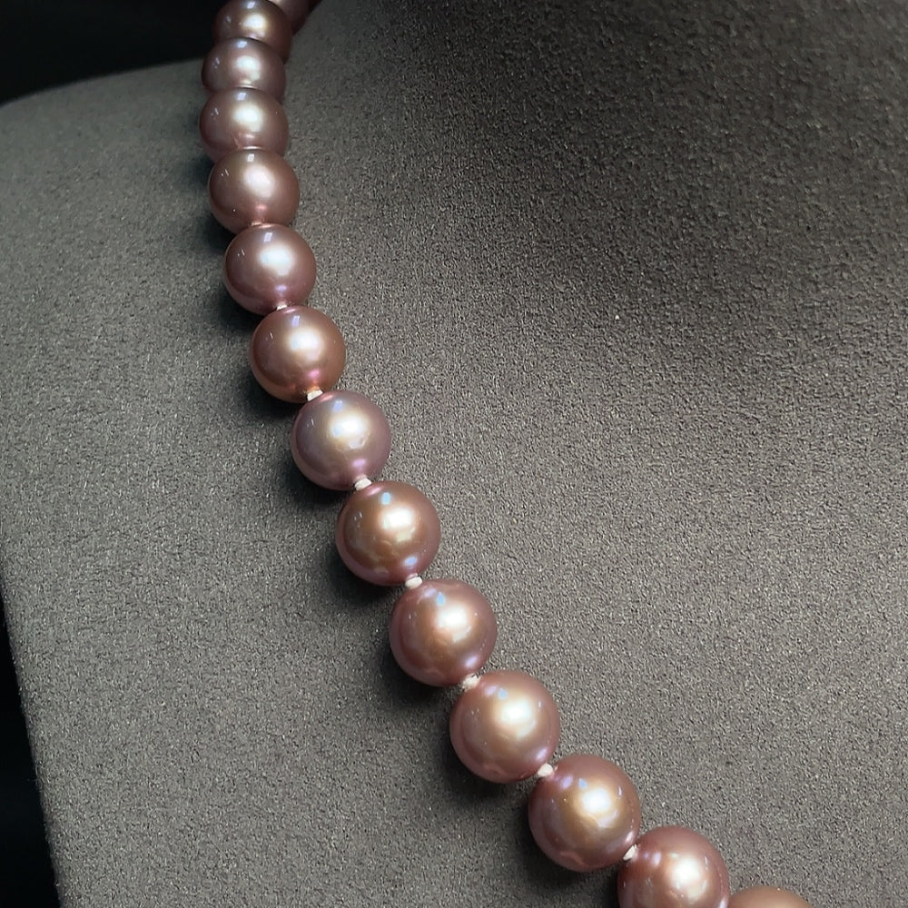 Pearl Necklace 58% Gold Content Total Weight Approx. 52.04g Size 8.8-10.8mm