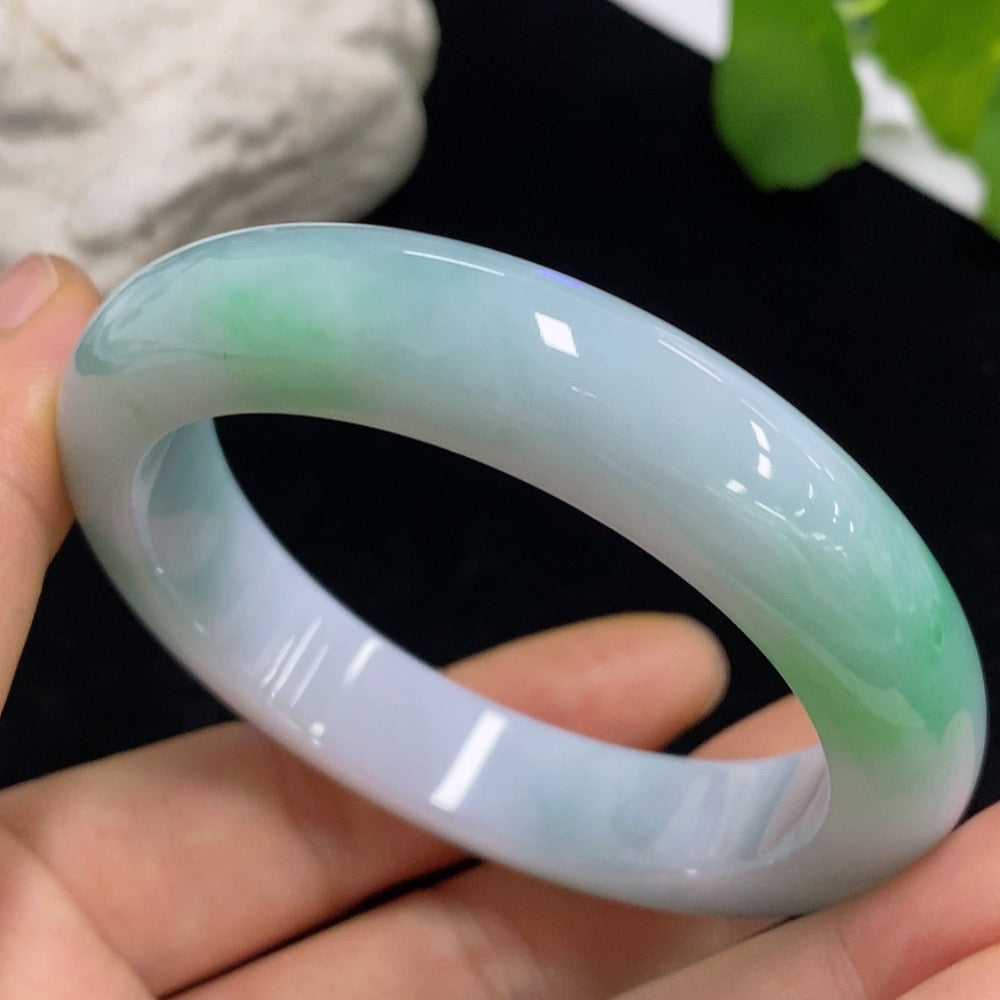 Jadeite Round Bangle