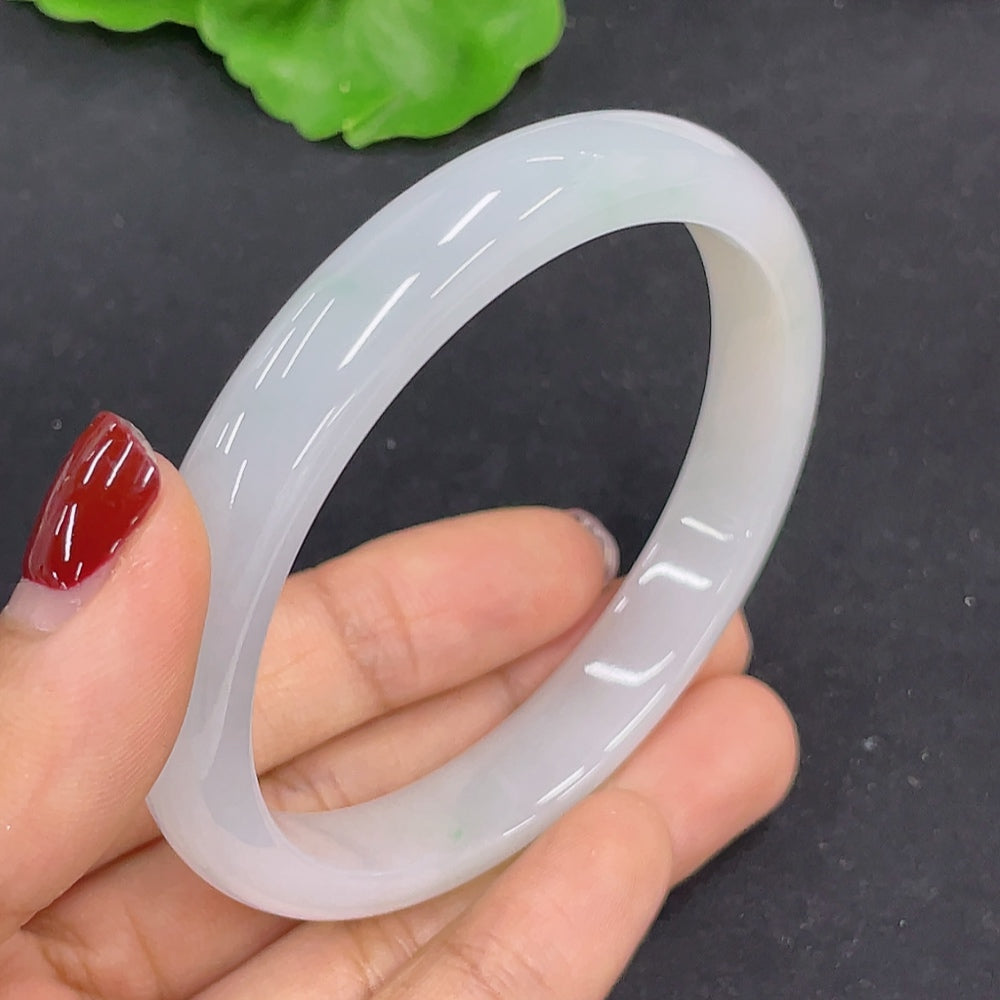 HKHQ jadeite round bracelet, size 54.3, with polished green jade beads, total weight approx. 32.12g, natural and elegant jewelry piece.