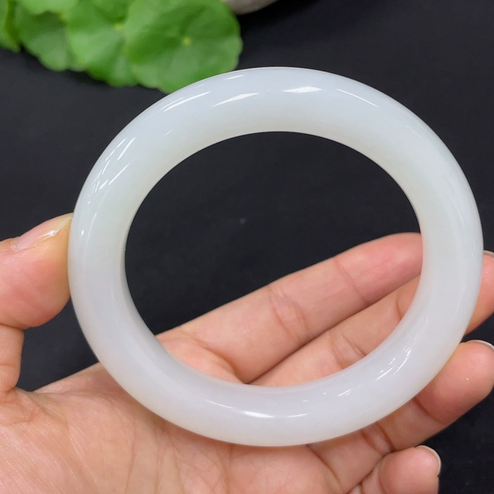 Hetian Jade Round Bracelet Size 56.5 Total Weight Approx. 63.7g