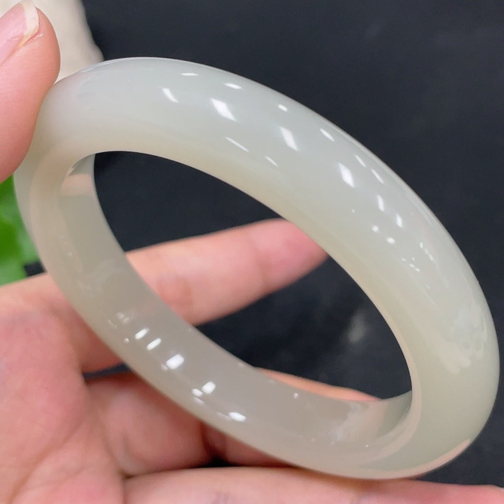 Hetian Jade Round Bracelet Size 59 Total Weight About 64.8g