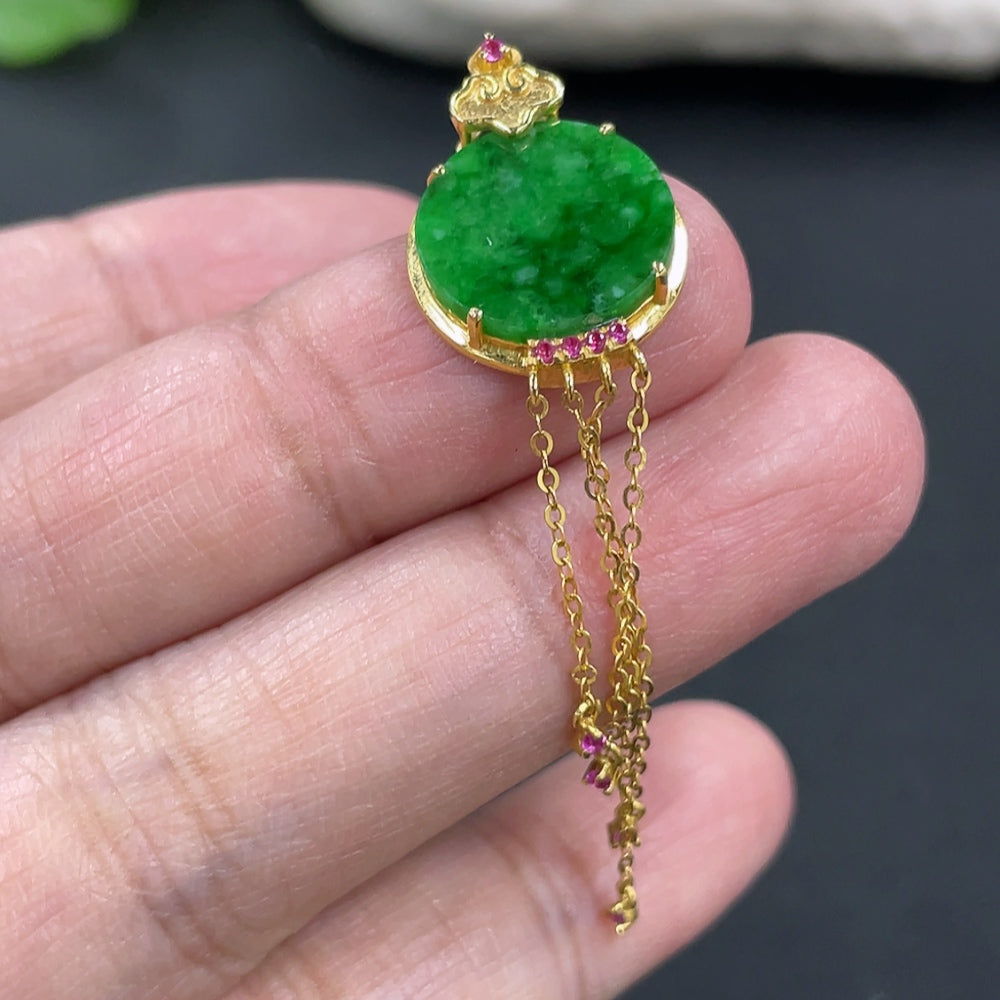 Jadeite Plain Pendant Pendant with 18k Gold Setting, Total Weight Approx. 1.85g