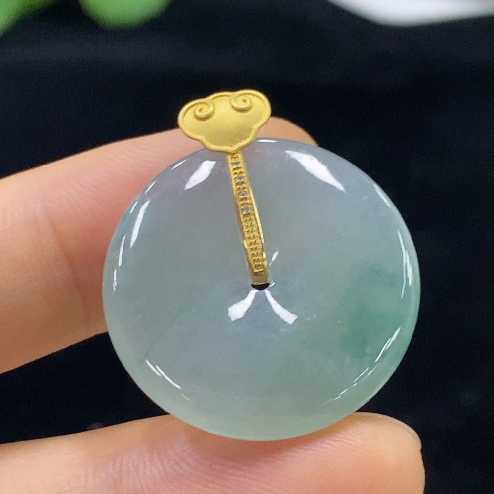 Jadeite Safety Buckle Pendant 18k Total Weight Approx. 5.9g