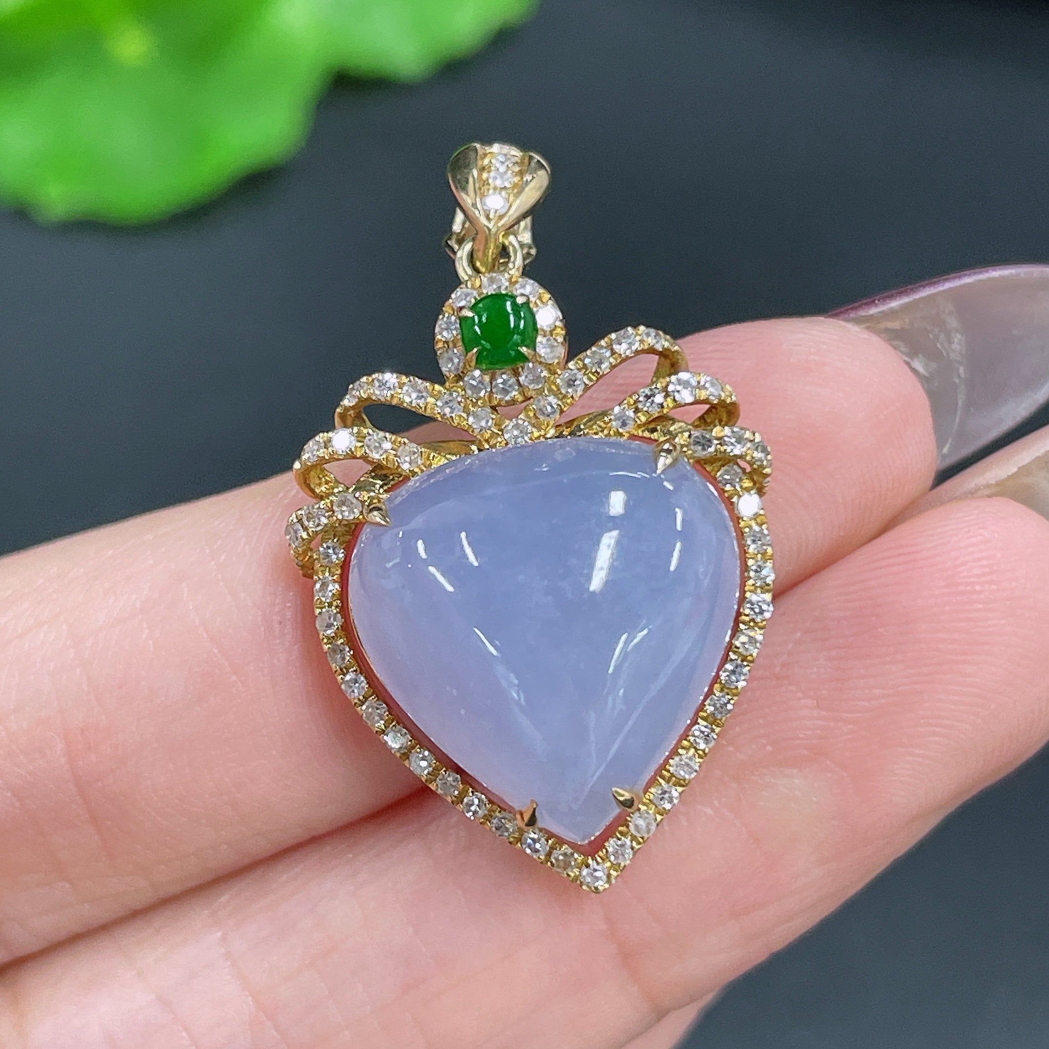 Jadeite Pendant Inlaid with Diamonds . | Huiliu Certified