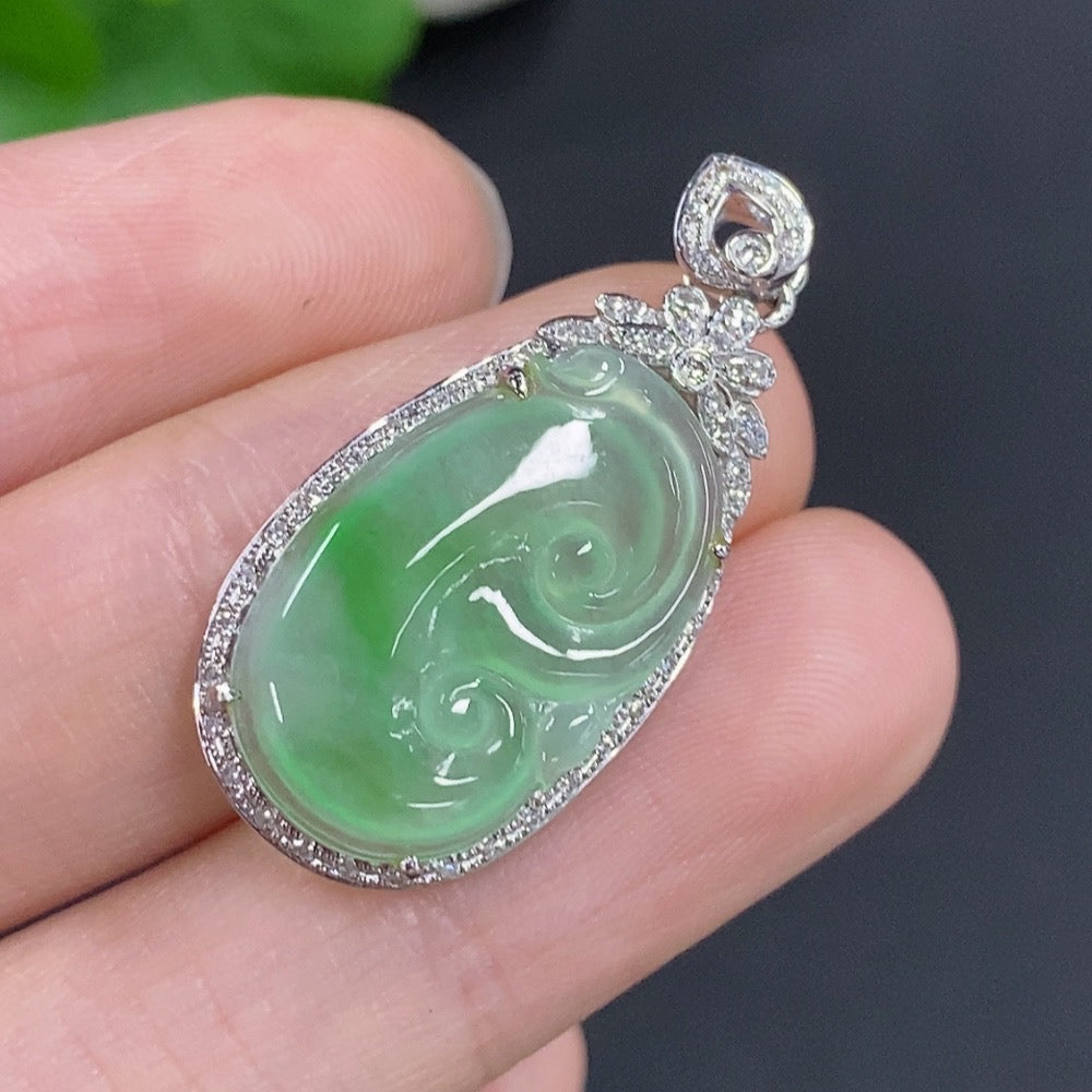 Jadeite Ruyi Pendant 18k Gold Total Weight Approx. 2.8g With Diamond Accents