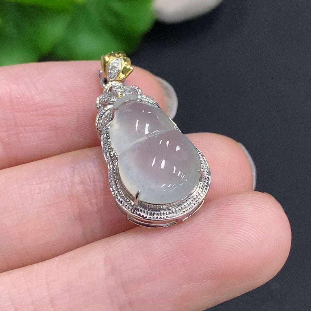 Jadeite Gourd Pendant 18k Gold Total Weight Approx. 3.1g Non-Diamond