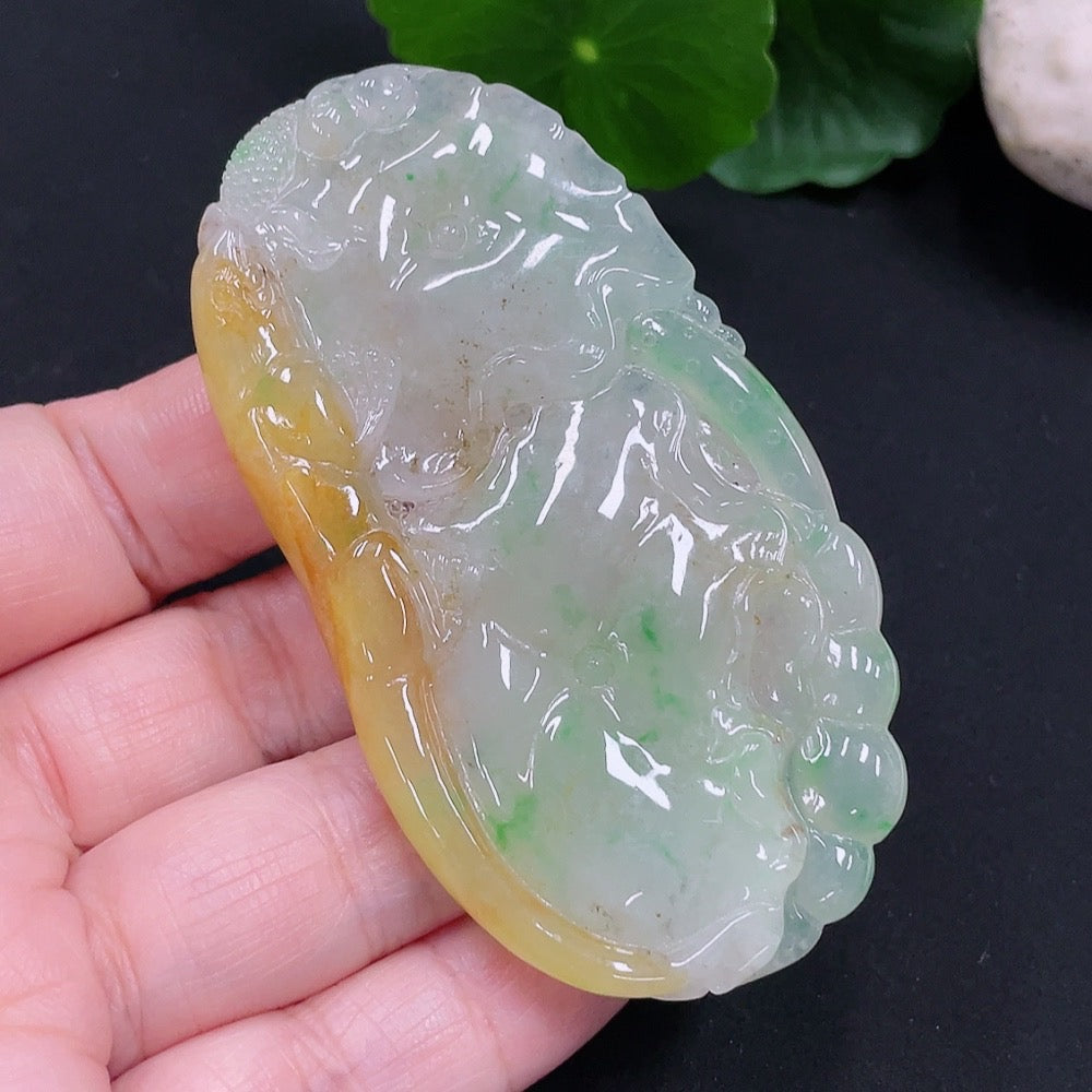 Jadeite Pendant . (Color origin undetermined) | Huiliu Certified