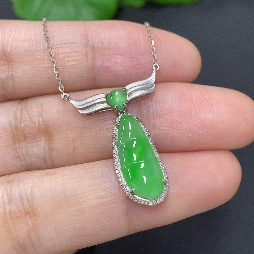 Jadeite Lucky Bean Pendant with 18K Gold and Diamond Accents, Total Weight Approximately 2.7g Including Chain