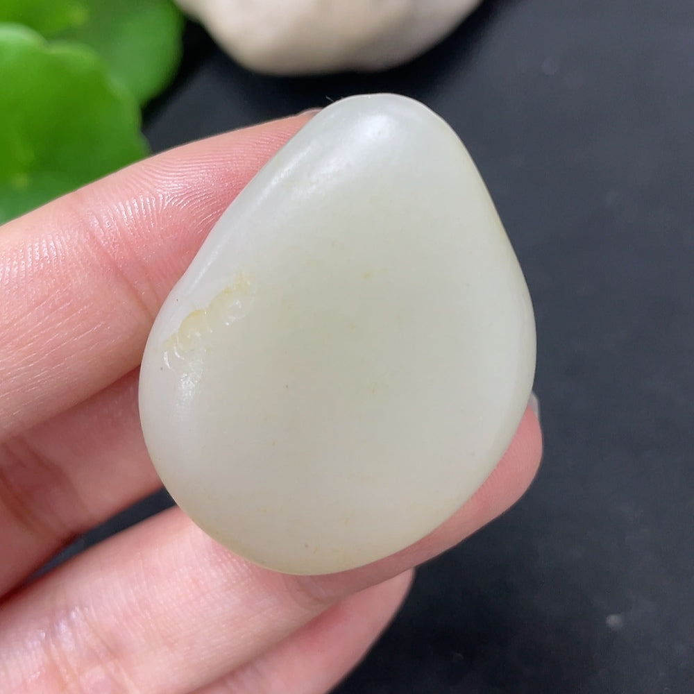 Hetian Jade Pendant - Buddha, Total Weight Approx. 23.4g, Undetermined Skin Color Origin, Collection Card