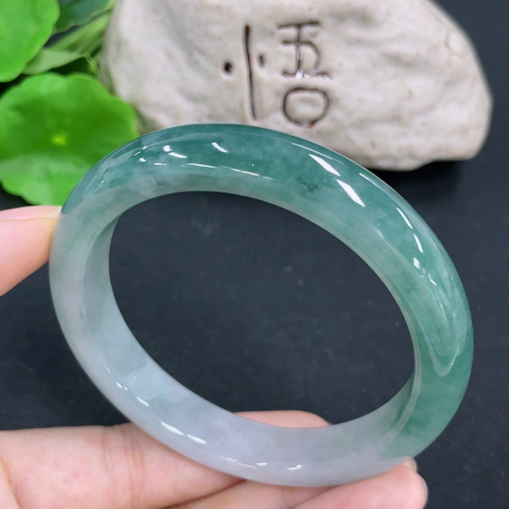 HKHQ jadeite round bangle, 58.9g weight, size 58.8, smooth jade jewelry bracelet with polished finish