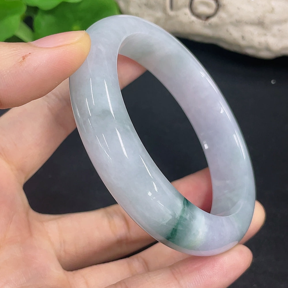 HKHQ jadeite round bangle, size 59.3, 69.5g, featuring smooth, polished jadeite in a classic round bracelet design.