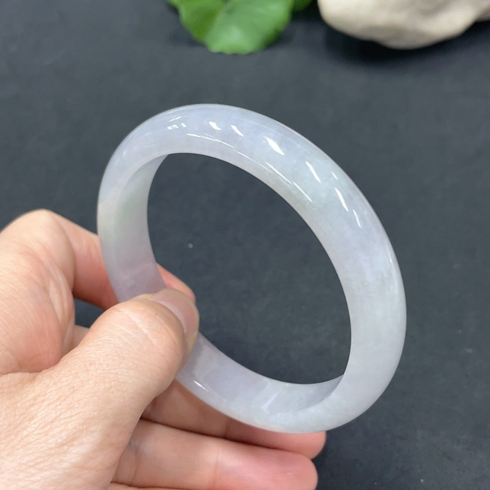 Jadeite Round Bangle Size 59 Total Weight 51.741g