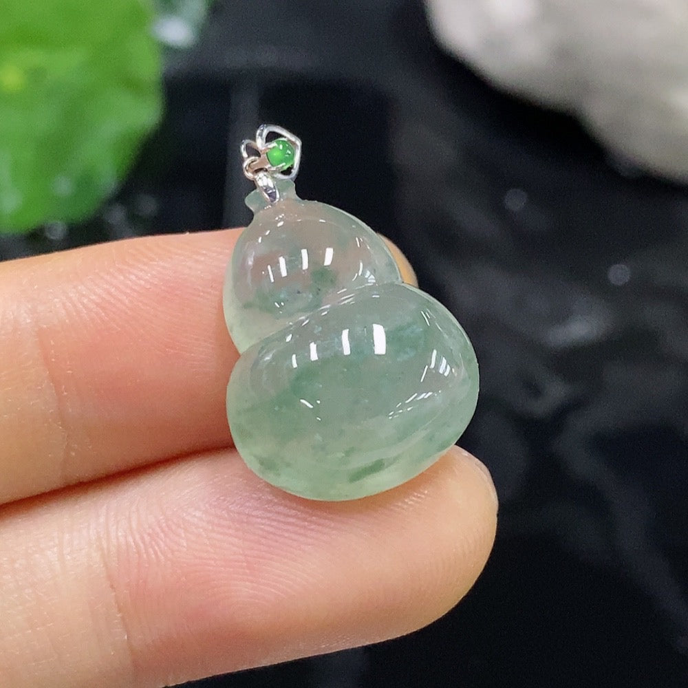 Jadeite Gourd Pendant with Bezel | Huiliu Certified