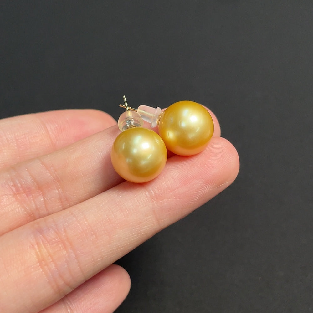 Seawater Pearl Earrings, Color Origin Undetermined, Approximately, Size About 11.7mm | Huiliu Certified