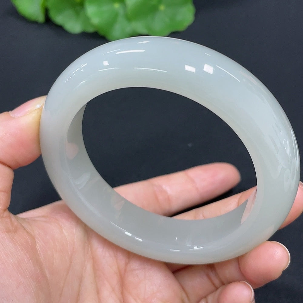 Hetian Jade Round Bracelet Size 56.4 Total Weight Approx. 85.4g