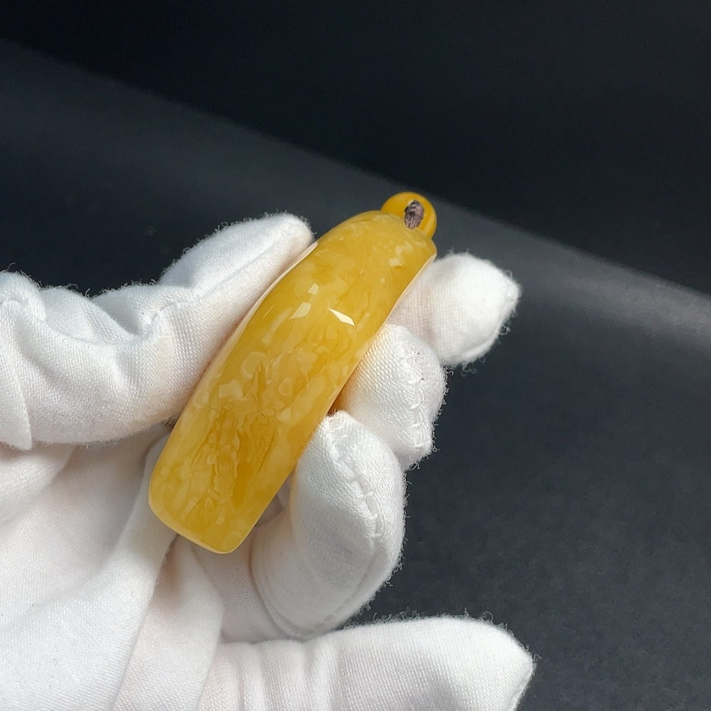 Amber Beeswax Pendant Total Weight Approx. 35.22g with Rope