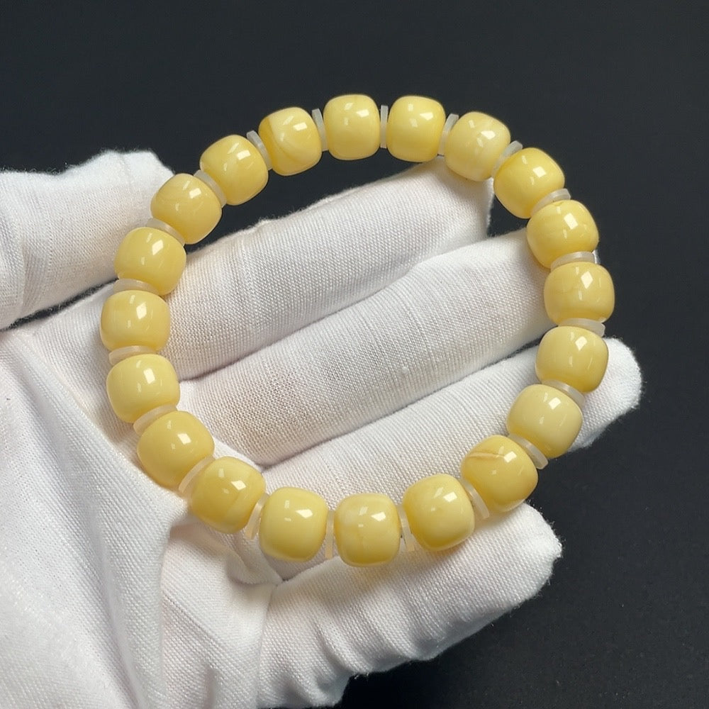 Amber Beeswax Bead Bracelet Approx. 10.5mm Total Weight Approx. 15.87g