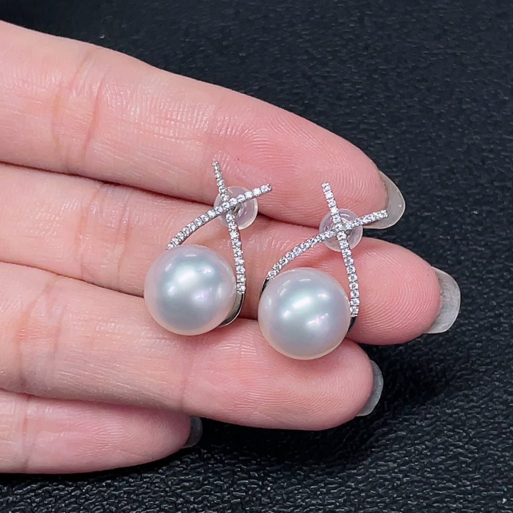 Seawater Pearl Earrings 18k Gold Non-Diamond